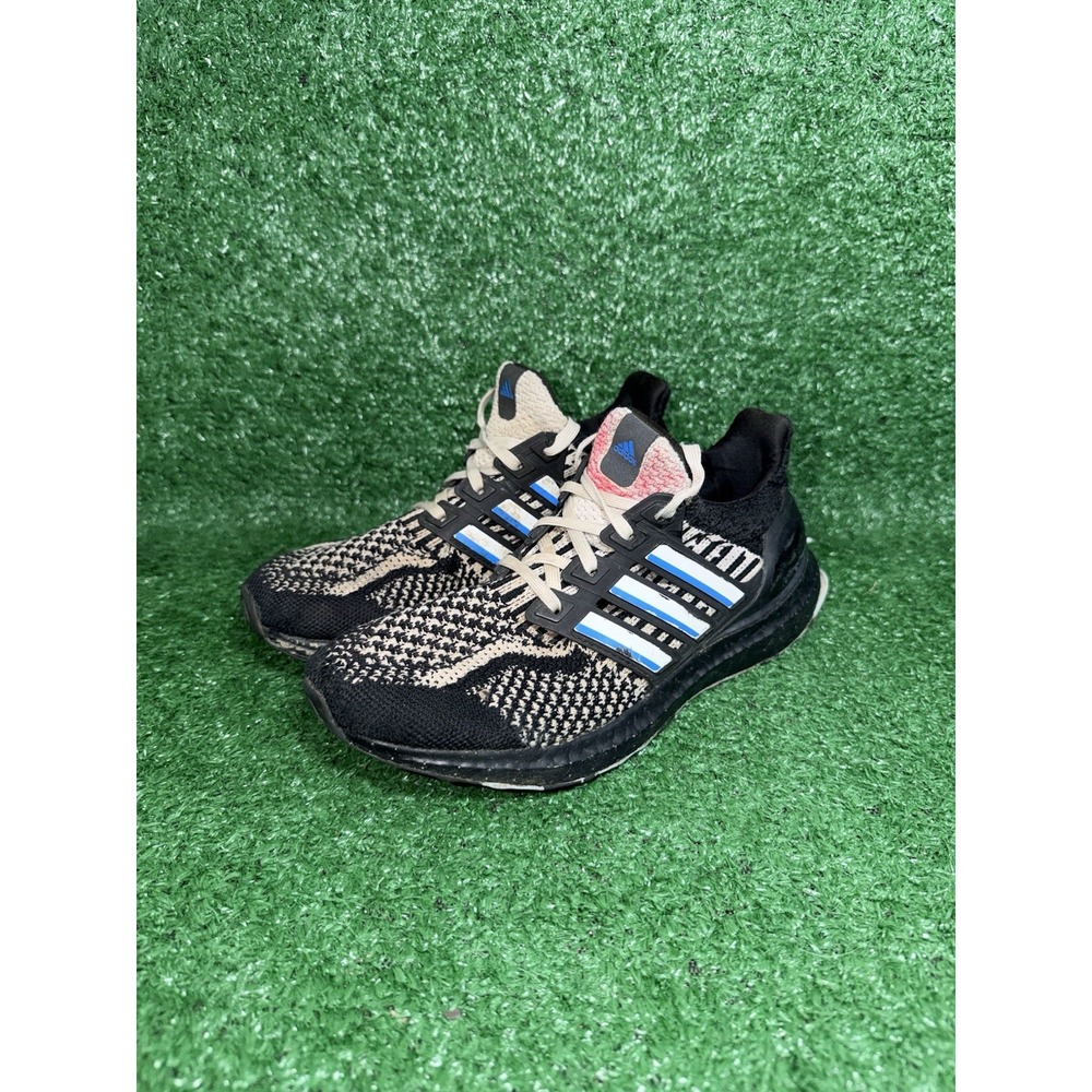 Disney Adidas Ultraboost Women 7 Boys 5.5 Black Athletic‎ Sneakers Running Shoes - Picture 3 of 10